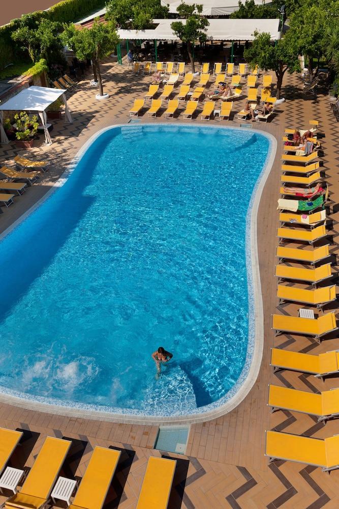 Grand Hotel Parco Del Sole Sant'Agnello Buitenkant foto